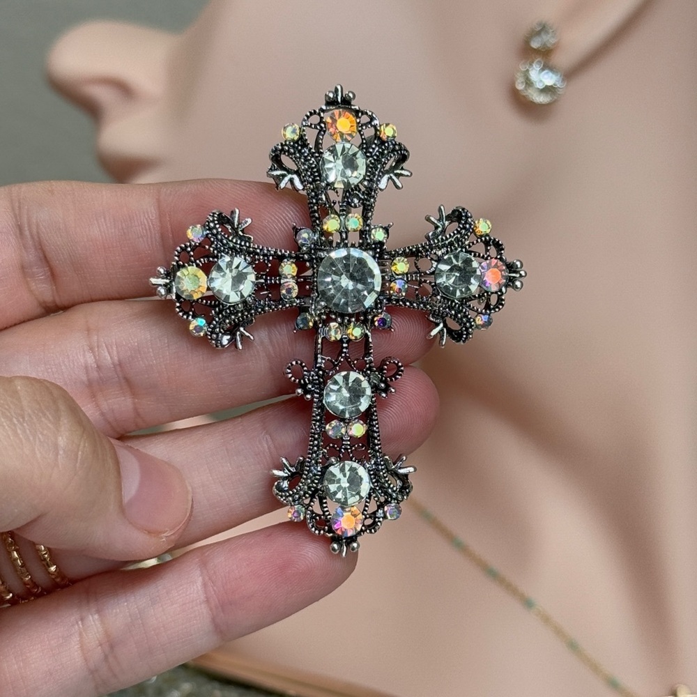 ⚜️❤️‍🔥 Vintage Style Rhinestone Cross Brooch-Pendant 💫💎 - Picture 6 of 7